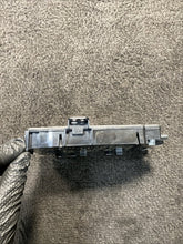 A2139006911 2018 Mercedes E63s AMG Center Console Wireless Charging Module OEM A2139006911