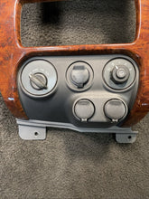 15115679 2003-2008 GMC Envoy Dash Radio Trim Bezel Cover Air Vent Wood Grain OEM