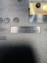 A2206800252 2002 Mercedes Benz S430 Ashtray Compartment W/ Wood trim OEM A2206800252