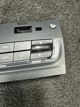 06700749200 2017 Maserati Ghibli A/C Heater Climate Control Panel OEM 06700749200