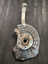 2015 Maserati Ghibli Front Left Spindle Knuckle Wheel Hub OEM 18k