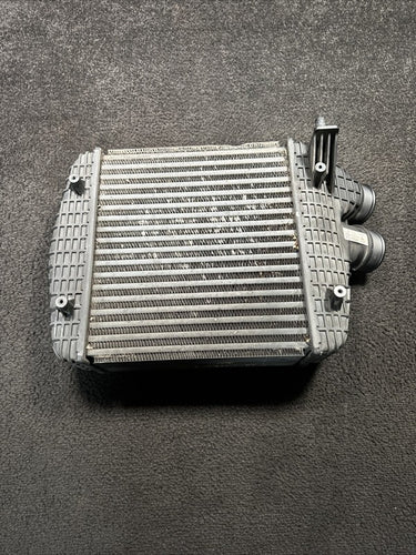 16474839 2014 Maserati Quattroporte Front Left Intercooler Radiator OEM 16474839