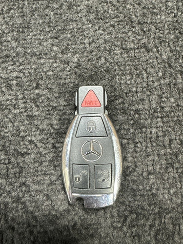 204Y50800200 Mercedes-Benz 4 Button Smart Key Remote OEM 204Y50800200