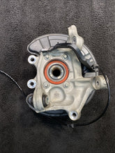 A1724230120 12-20 Mercedes SLK250 Rear left Spindle Knuckle Wheel Hub OEM A1724230120
