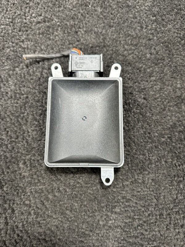 8T0907568B 2020 Porsche Macan GTS Rear Right Side Blind Spot Sensor Module OEM 8T0907568B