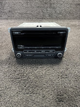 1K0035164D 2015 Volkswagen Passat Center Dash Radio Receiver Head Unit OEM 1K0035164D