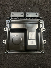 32242004 2019 Volvo XC90 Engine Control Unit ECU OEM 32242004