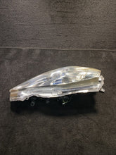 26010-3NF5A 2013-2017 Nissan Leaf Right Passenger LED Headlight Lamp OEM 26010-3NF5A