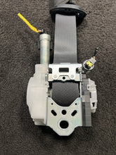 2023 Subaru BRZ Front Right Seatbelt Retractor Assembly OEM