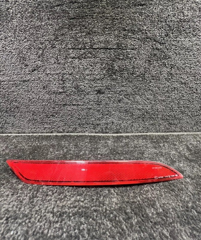 2018 Volkswagen Golf R Rear Right Bumper Reflector Light OEM