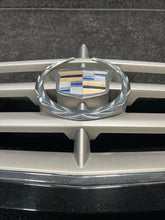 15070106 2006 Cadillac Escalade Front Upper Grille OEM 15070106 Black