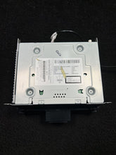06700084910 2014 Maserati Quattroporte Radio CD Player Unit OEM 06700084910