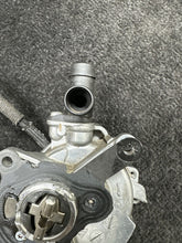 A1771800101 2015-2019 Mercedes C63 AMG Engine Motor Vacuum Pump OEM A1771800101