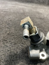 1889692 2019 Kenworth T880 MX-13 Paccar Engine Water Manifold OEM 1889692