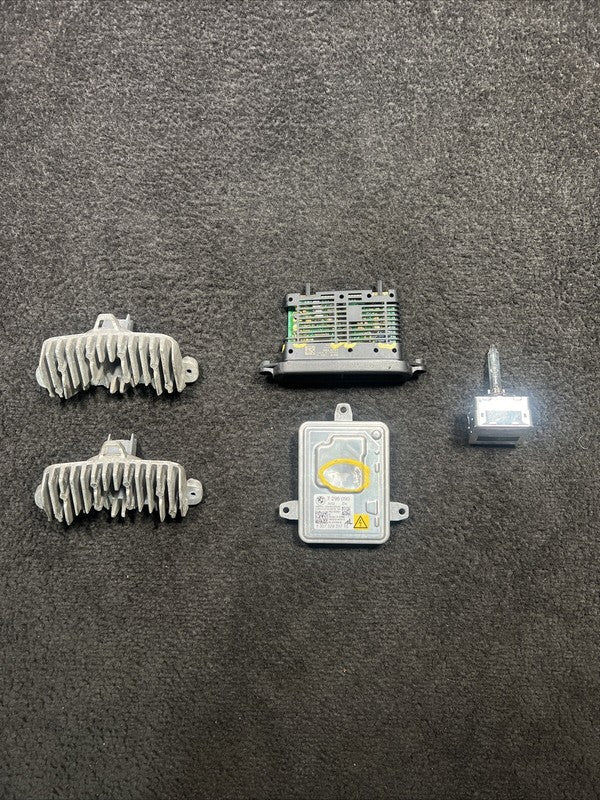 2016 BMW 335Xi GT Xenon Headlight Module Bulb Kit OEM