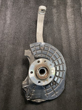 2015 Maserati Ghibli Front Left Spindle Knuckle Wheel Hub OEM 18k