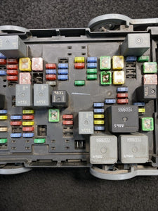 15092625 2007-2009 Chevrolet Yukon Denali Engine Fuse Box OEM 15092625