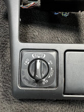2003-2004 Nissan Pathfinder Dash Radio Trim HVAC 4WD Control OEM