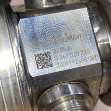 0261520220 2015 Mercedes Benz W218 CL 550 High Pressure Fuel Pump LH. OEM PN:0261520220