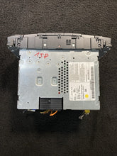 A2098203989 05-09 CLK350 CLK500 CLK55 Radio Navigation Screen Display Unit OEM A2098203989