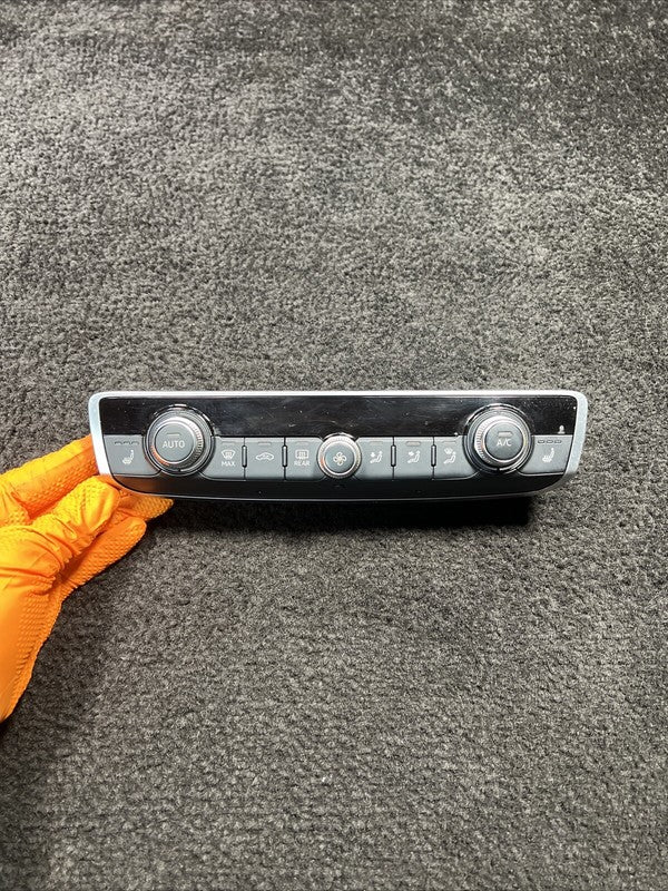 8V0820043D 2016 Audi A3 Ac Heater Climate Control Unit OEM 8V0820043D