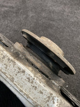 670034831 2017 Maserati Levante Front Right Spindle Knuckle Wheel Hub OEM 670034831 OEM