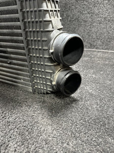 16484793 2017 Maserati Ghibli Left Side Intercooler Assembly OEM 16484793