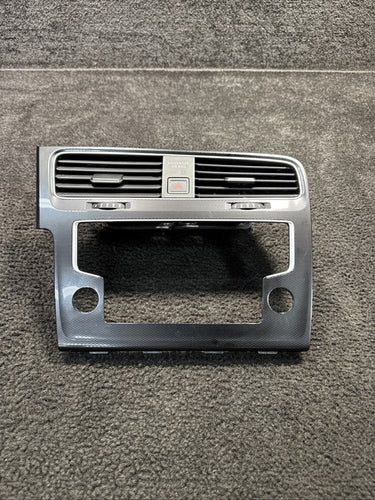 5GM819728 2016 Volkswagen GTI Center Dash A/C Heater Air Vent Radio Trim OEM 5GM819728