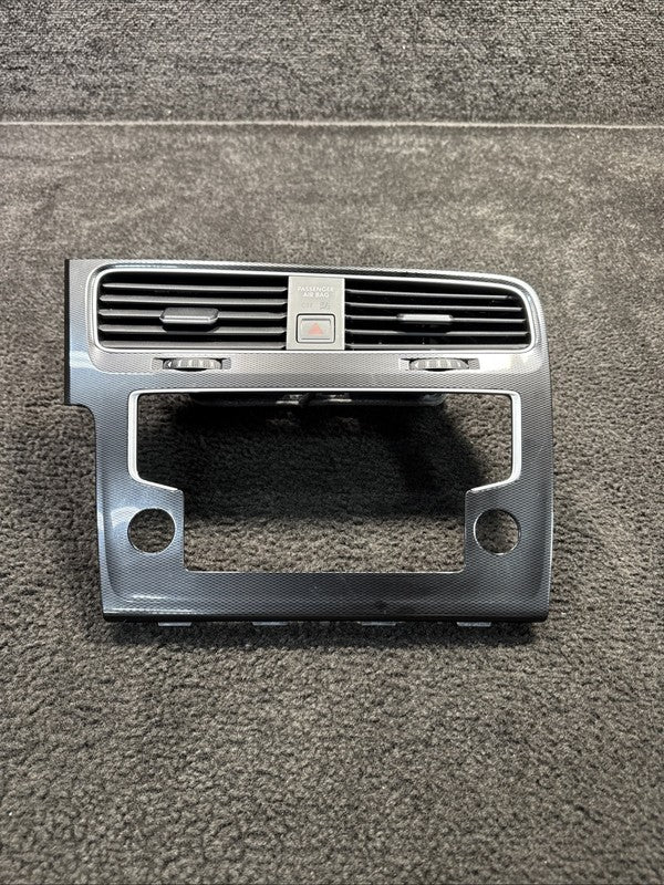 5GM819728 2016 Volkswagen GTI Center Dash A/C Heater Air Vent Radio Trim OEM 5GM819728