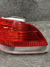 6938516 2006 Bmw 750Li Right Side LED Taillight Lamp OEM 6938516