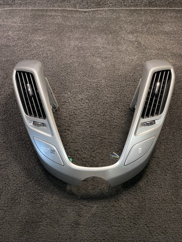 2012-2017 Hyundai Veloster Center Dash Radio Bezel Trim W/ Vents OEM 84740-2V100