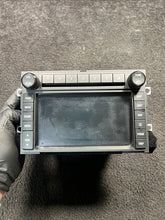 CL1T18K931AA 12 Ford Expedition Am Fm Radio Nav Receiver CD Player Head Unit OEM CL1T18K931AA