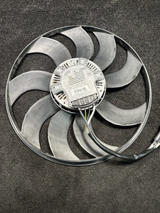 940012202 2017 Maserati Quattroporte Engine Cooling Fan Blade W/ Motor OEM  940012202