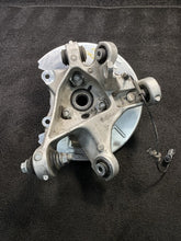 1044411-00-F 17-23 Tesla Model 3 Rear Left Knuckle Spindle Hub & Dust Shield OEM 1044411-00-F