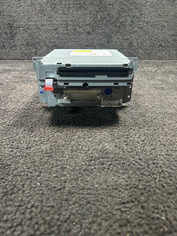 2013 BMW X5 AM FM Radio CD Player Receiver OEM 927807501