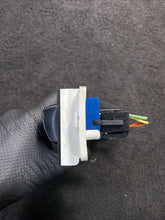 F57H-19C733-AB 95-01 Mercury Mountaineer Temperature Climate Control Switch OEM F57H-19C733-AB