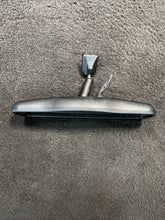 015306 2005 Lincoln Town Car Rear View Mirror Auto Dim OEM 015306