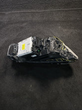 92101-G9500 22-23 Genesis G70 Front Left Driver Headlight Lamp LED OEM *DAMAGED* 92101-G9500