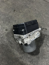 89541-30620 2014-2015 Lexus GS350 ABS Anti Lock Brake Pump OEM