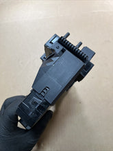 A1729000614 2017-2020 Mercedes W172 SLC SLK Body Control Module Fuse Relay Box  OEM