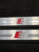 8W0947418A 2018 Audi S4 Front LH & RH Illuminated Door Sill Scuff Plates OEM 8W0947418A