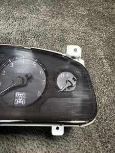 2001-2004 Infiniti QX4 4x4 Speedometer Gauge Cluster OEM 223k