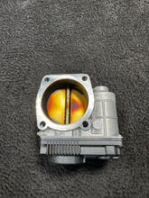 2003-2004 Nissan Pathfinder Throttle Body OEM