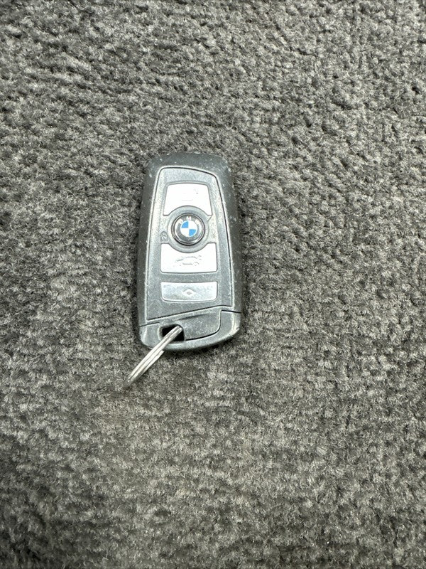 9226936 2011 BMW X3 Keyless Entry Remote control Key Fob OEM 9226936
