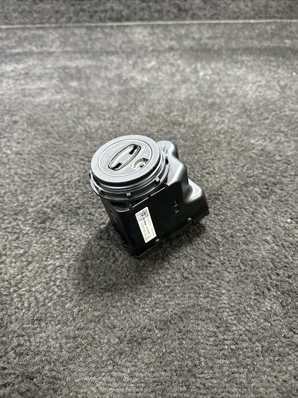 7PP905865G 2020 Porsche Macan GTS Ignition Switch OEM 7PP905865G