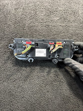 5GM907044A 2016 Volkswagen GTI A/C Heater Climate Control Unit OEM 5GM907044A