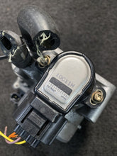 X43-9F991-CC 2002-2008 Jaguar X-Type Engine Throttle Body Assembly OEM X43-9F991-CC