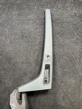 8W1863969C 17 Audi A4 Center Console Gray Wood Oak Trim W/ Volume Switch OEM 8W1863969C
