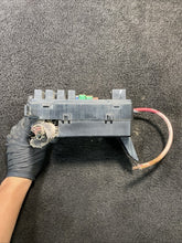 56021774 1997 Dodge Ram 1500 Fuse Relay Junction Box OEM 56021774