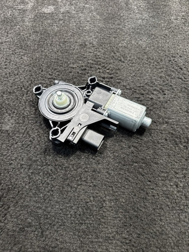 0130823329 2025 Tesla Model Y Front Window Regulator Motor OEM 0130823329